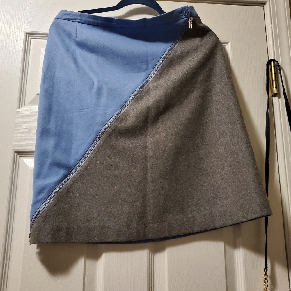 Blue and gravy Harve Bernard wool skirt